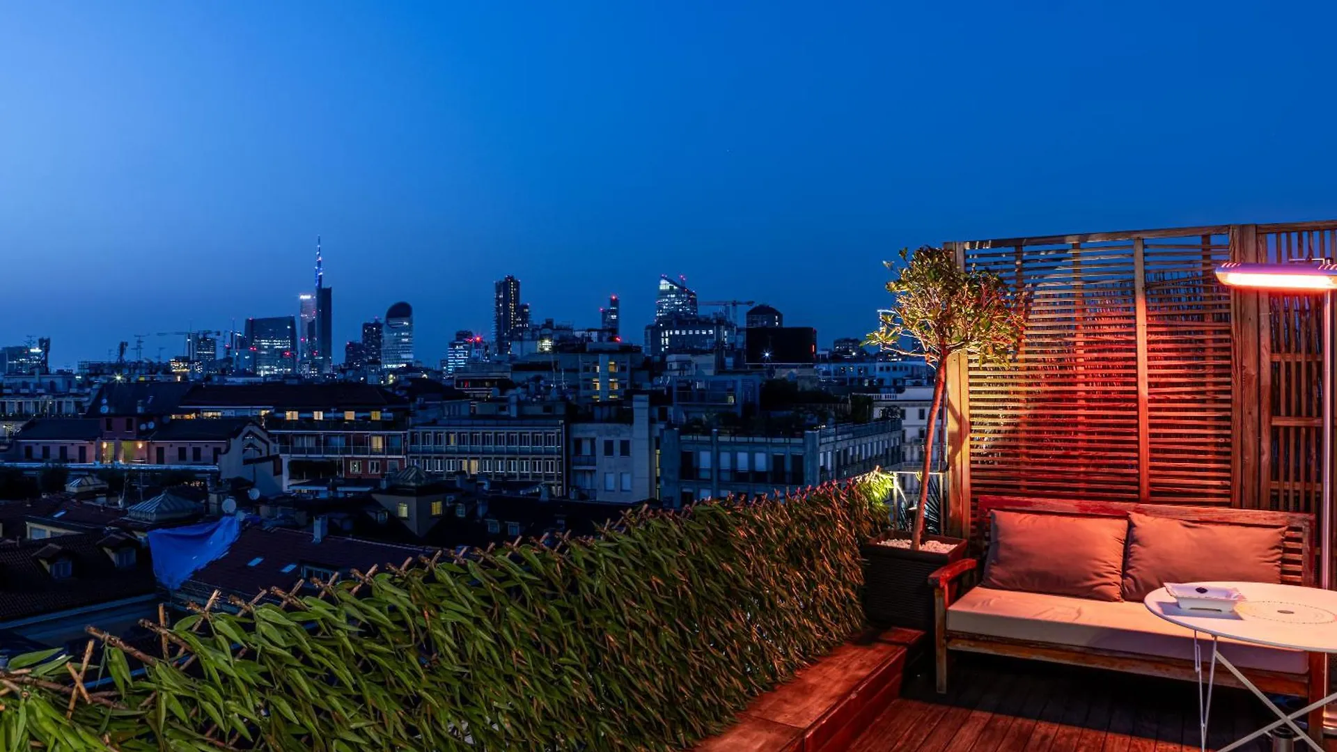 Luxury Penthouse With Jacuzzi & 360 View Rooftop Milano