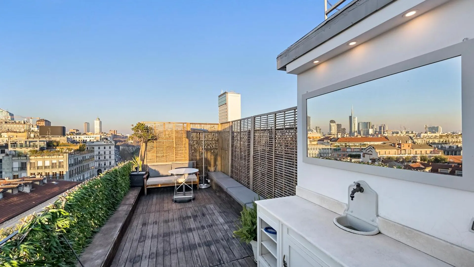 Luxury Penthouse With Jacuzzi & 360 View Rooftop Milano