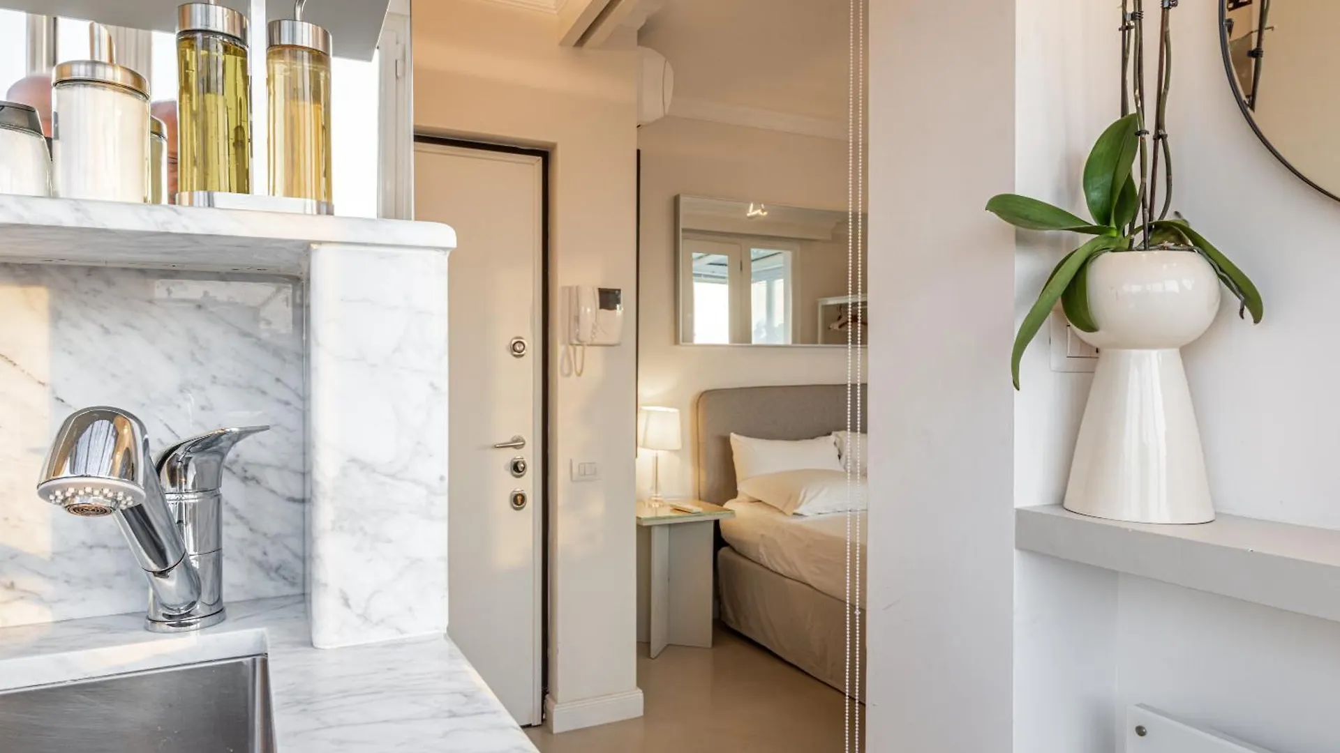 Lejlighed Luxury Penthouse With Jacuzzi & 360 View Rooftop Milano